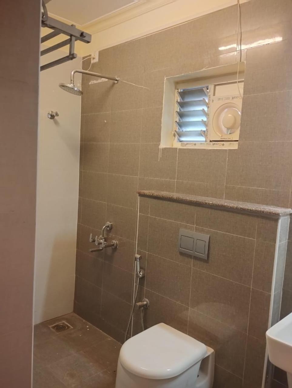 A.R Residency Hotel Chennai Eksteriør billede