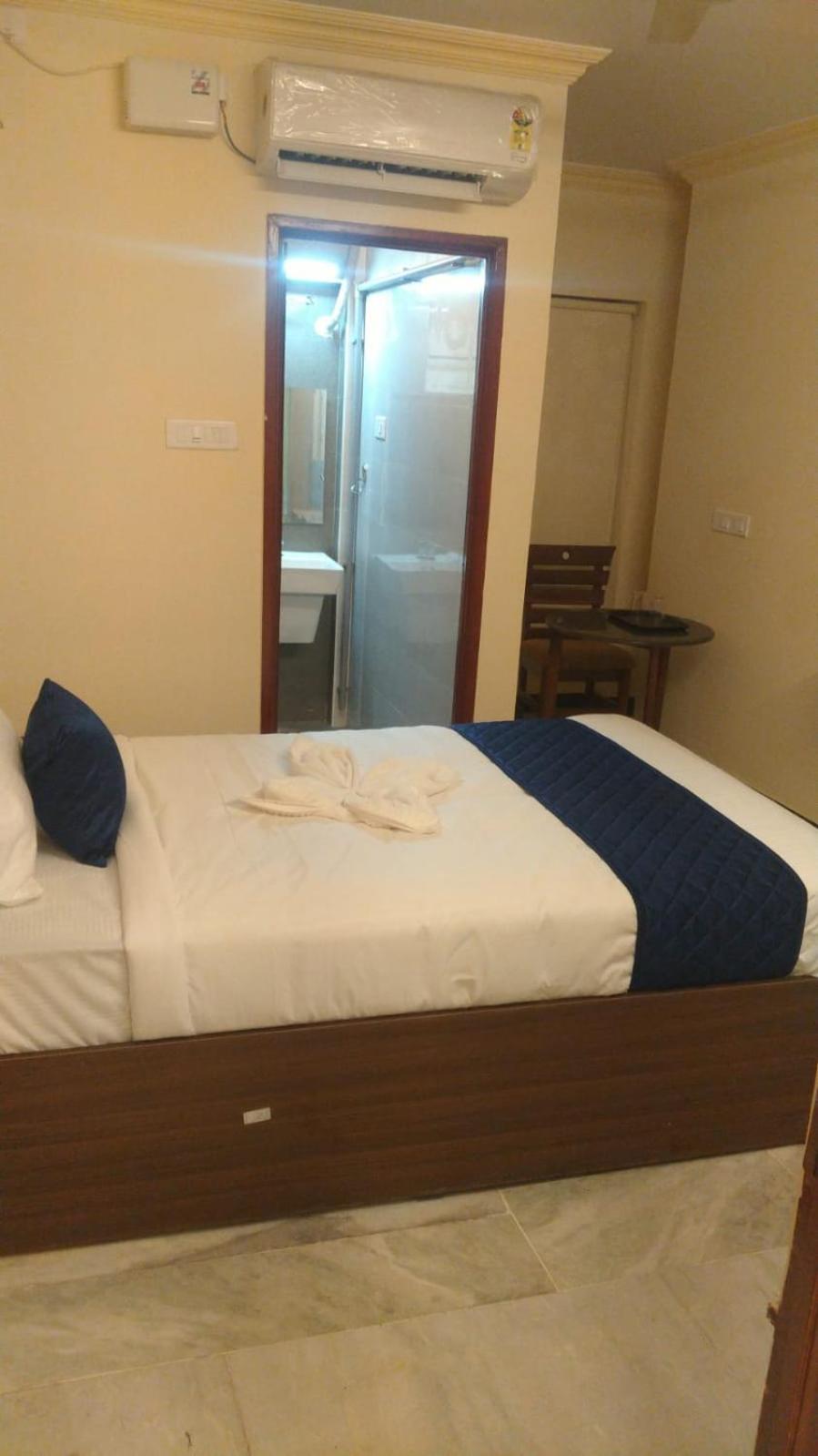 A.R Residency Hotel Chennai Eksteriør billede