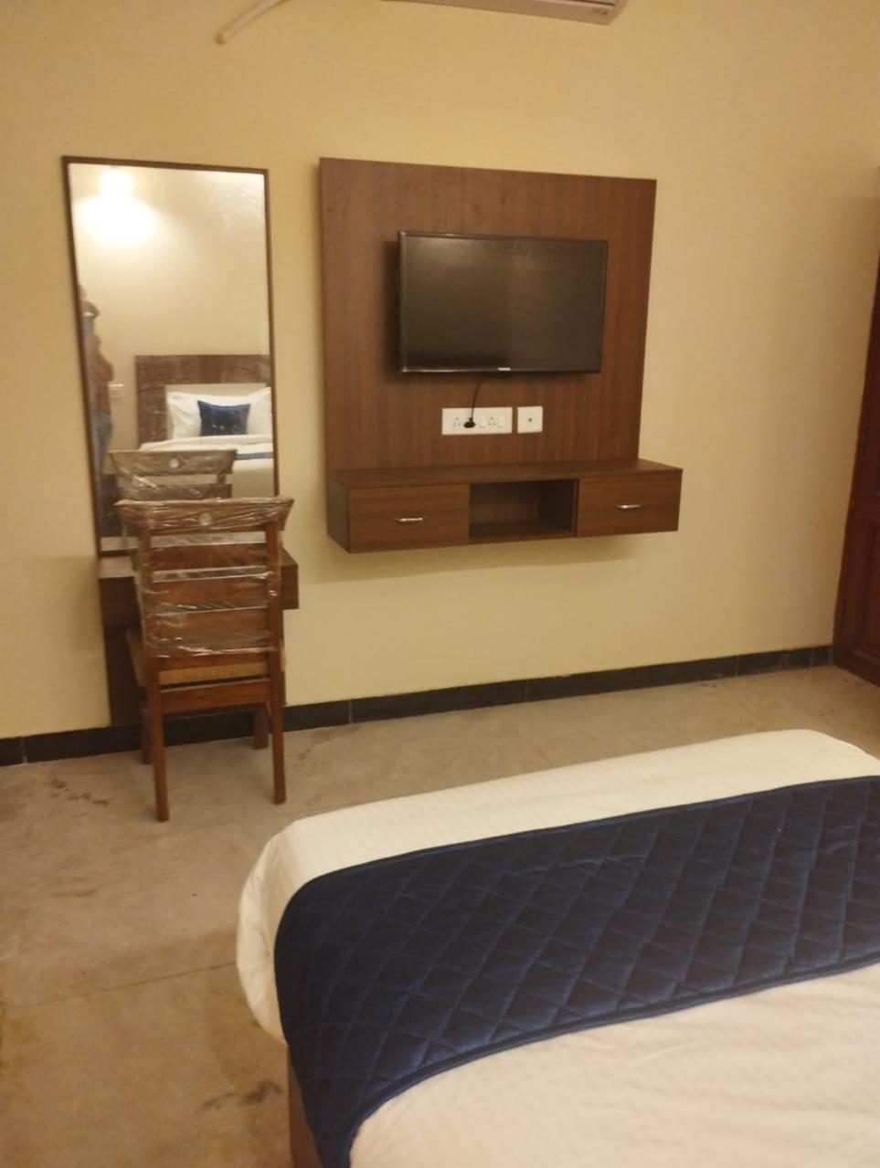 A.R Residency Hotel Chennai Eksteriør billede