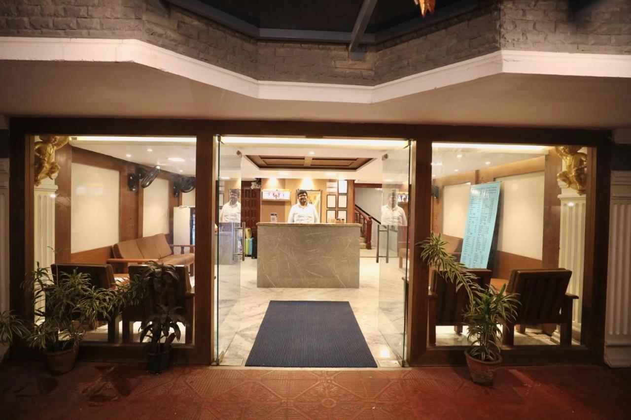 A.R Residency Hotel Chennai Eksteriør billede