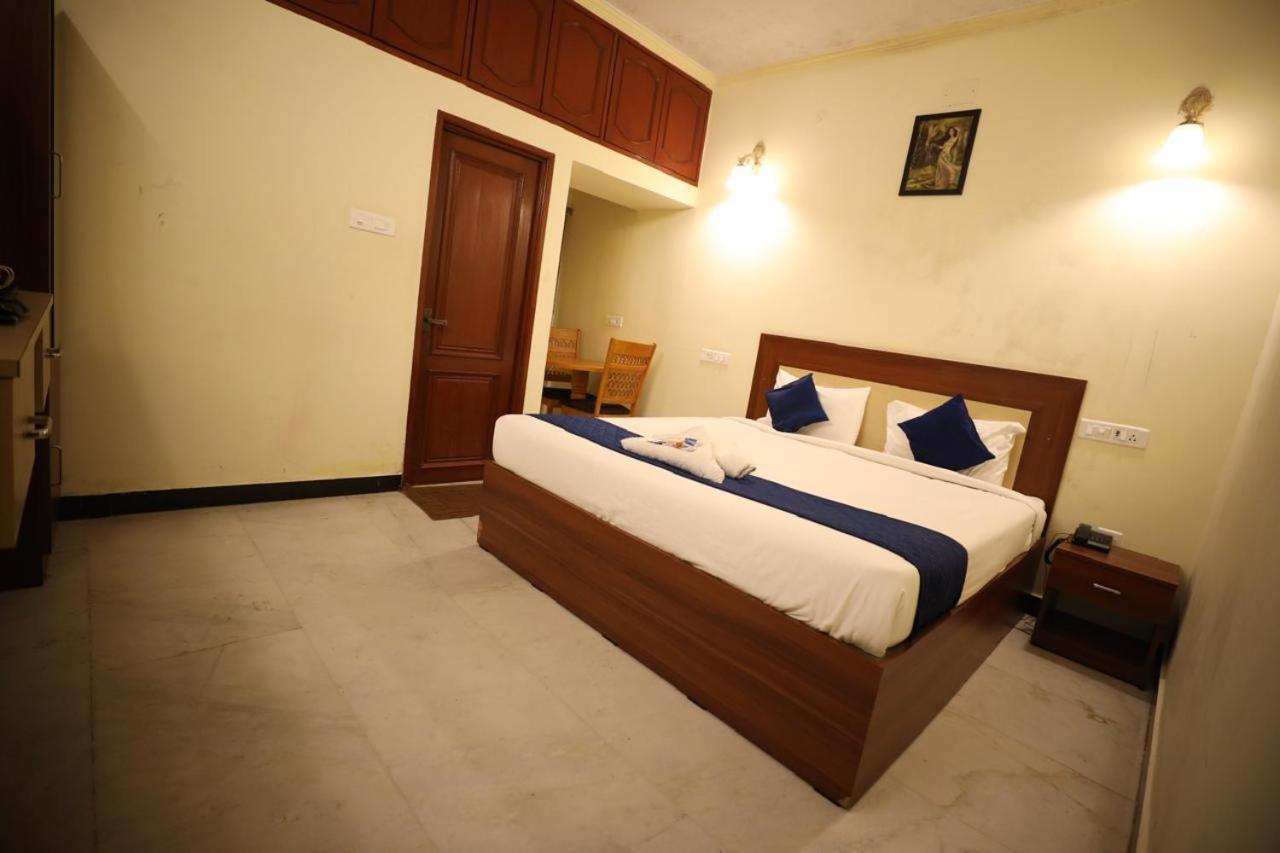 A.R Residency Hotel Chennai Eksteriør billede