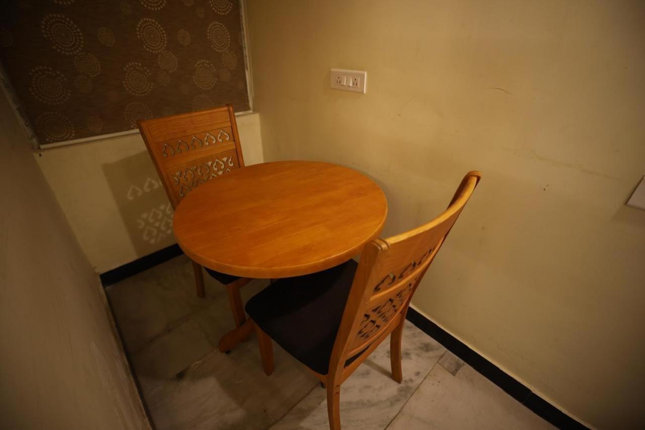 A.R Residency Hotel Chennai Eksteriør billede