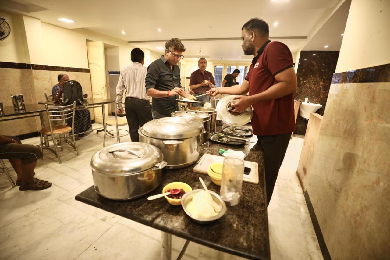 A.R Residency Hotel Chennai Eksteriør billede